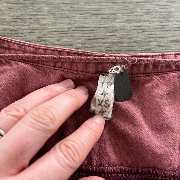 Free People Stargazer Henley Faded Red Boho 3/4 Sleeve Roll Tab Size XS - Picture 3 of 8